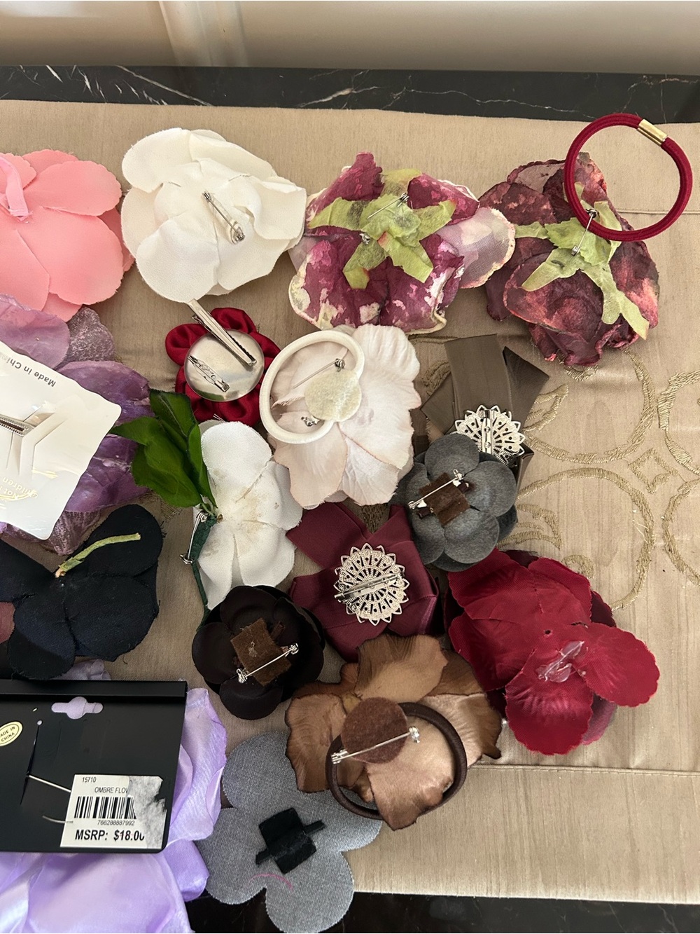 Craft/accessory flower bundle - Picture 11 of 12